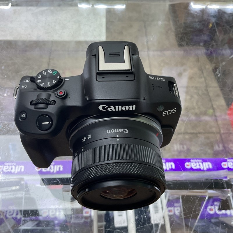 Canon EOS R50 Camera Black please read