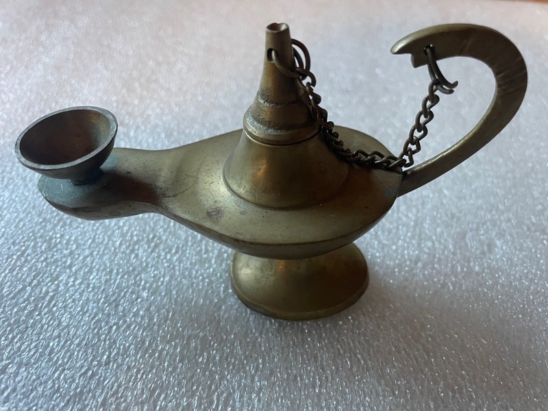 Vintage Brass Genie Oil Lamp Aladdin Style Chain Lid Incense Decor