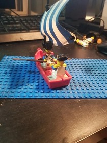 Lego Pirates Rock Island Refuge 6273 Red Boat Blue Sail Cloth Year 1991 