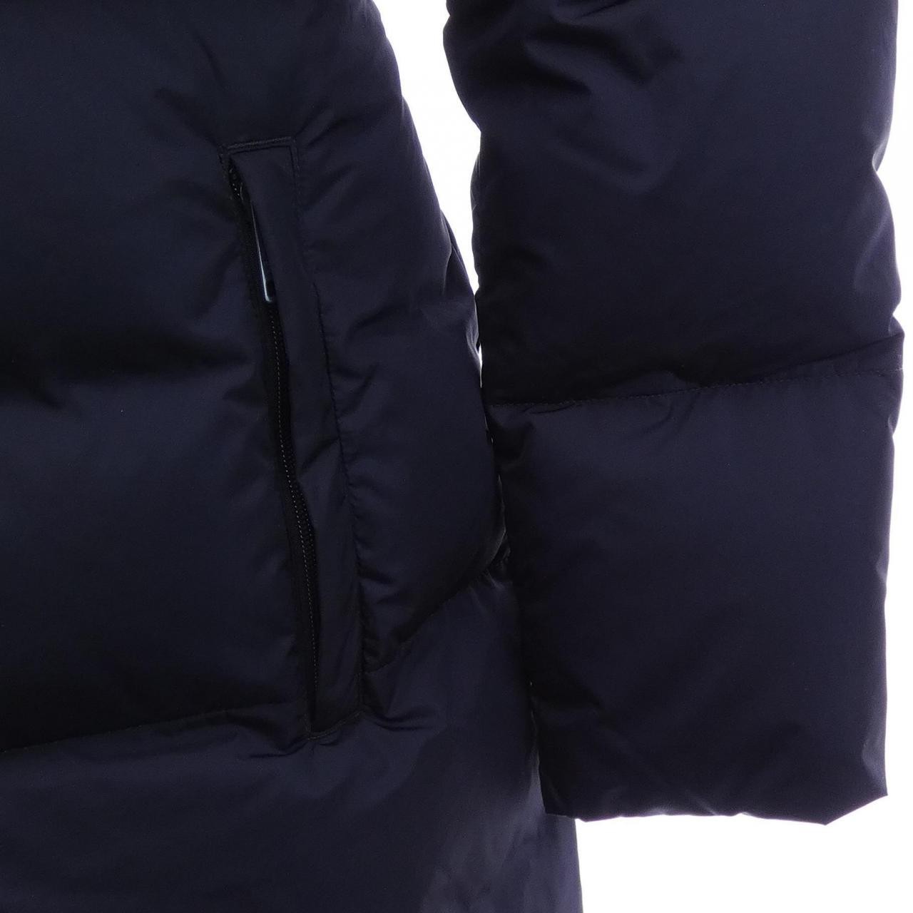 Authentic PRADA PRADA Triangle Logo Down Coat 29F… - image 6