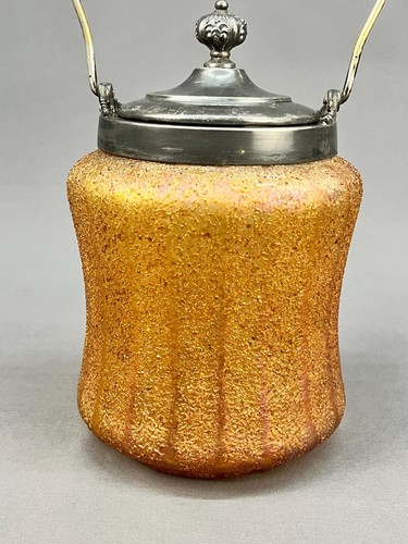 Bohemian Kralik Overshot Amber Iridescent Glass 8 1/2" Biscuit Jar c. 1900 - Picture 3 of 17