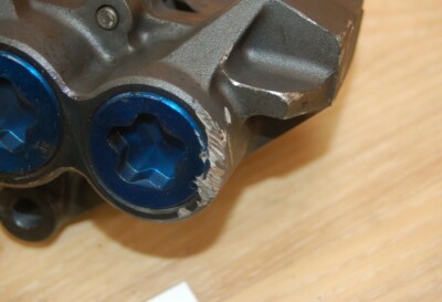Yamaha YZF-R6 RJ05 RJ09 03-04 Bremssattel vorne links 177-070 | eBay