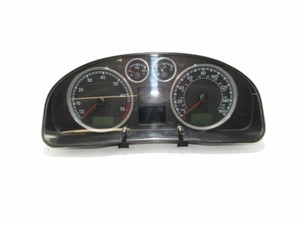 VW PASSAT B5+ 2004 Tacho CLUSTER kombiinstrument speedometer 3B0920929BX
