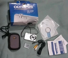 Olympus Digital Camera FE-230 7.1MP Silver With Box & Extras No Charger