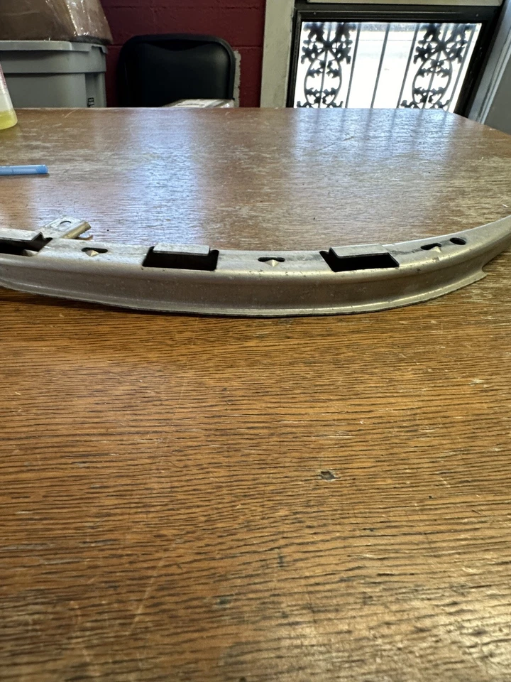 00-06 Soporte de montaje de faros laterales izquierdo Honda Insight OEM Foto 3 de 4