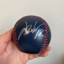 山本由伸 YAMAMOTO Yoshinobu Autographed Original Baseball  7CM With CASE RARE A