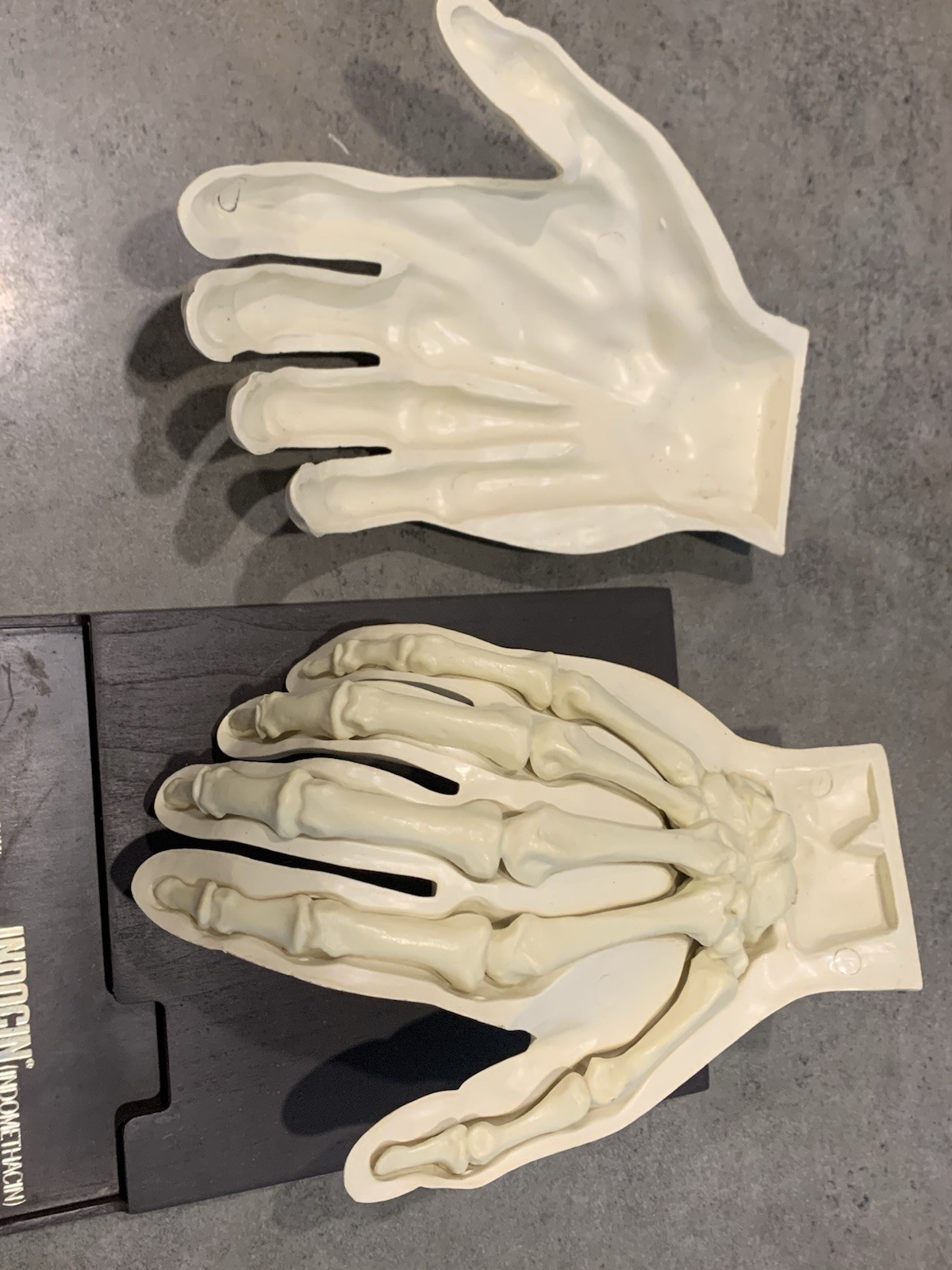 1967 MEDICAL HAND MODEL Anatomical Merck Advertising Halloween Prop Oddities