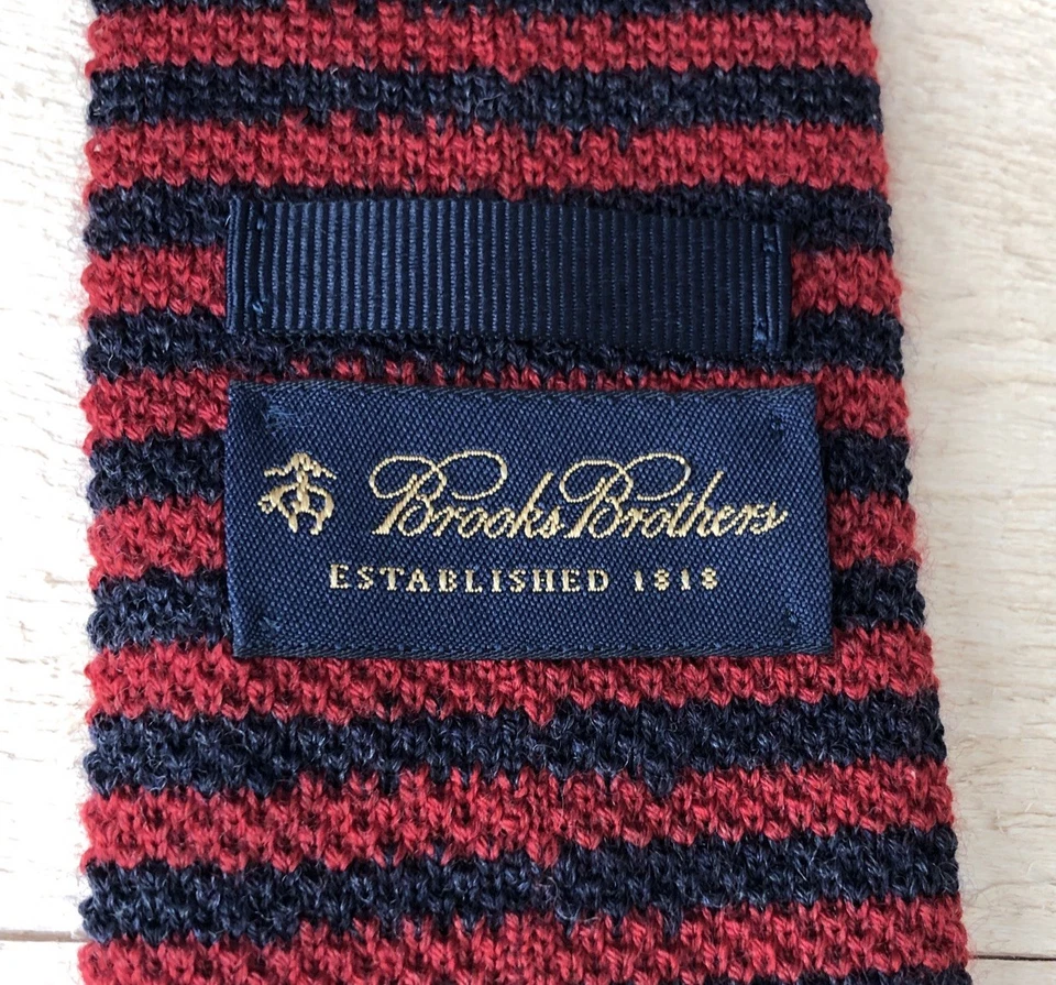"Corbata Brooks Brothers ajustada tejida rayas rojas azules 100 % lana 2,5"" X 53"" Italia" Foto 3 de 4