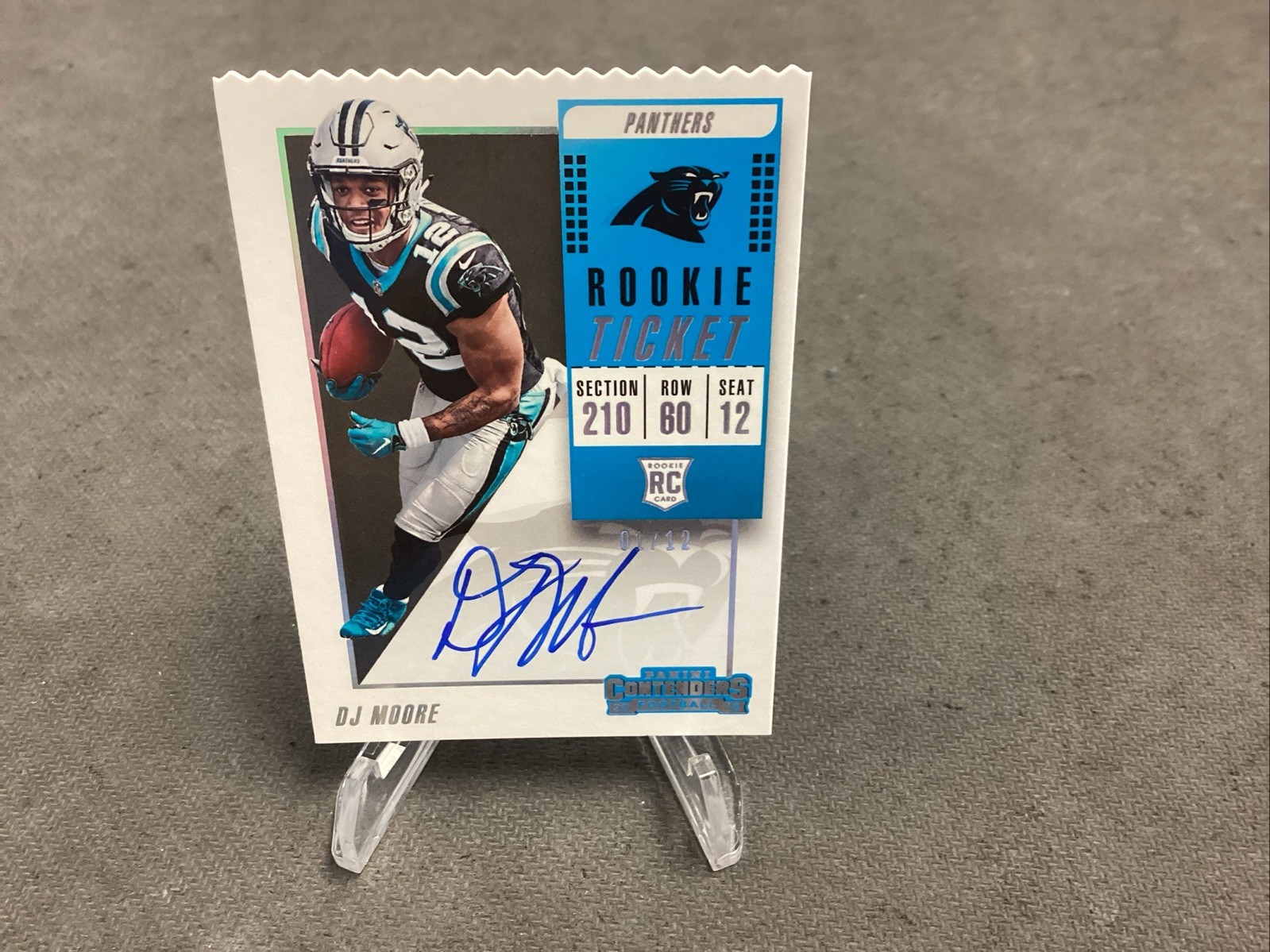 2018 CONTENDERS DJ MOORE ROOKIE TICKET RARE VARIATION RIGHT HAND AUTO SSP /12🔥