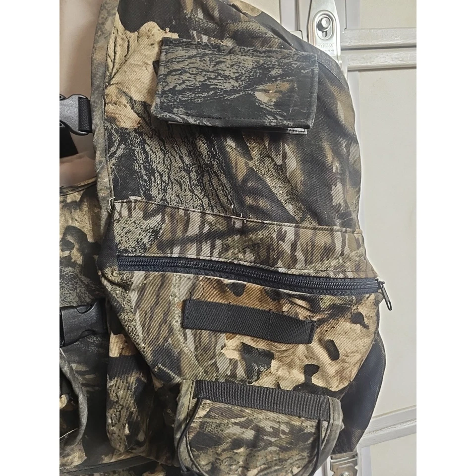 RARE Vintage Tarantulas Turkey Hunting Vest Camo W/ Ground Seat! Nice! XXLarge🔥 - Image 3 of 4