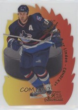 2012 Fleer Retro 1996-97 Flair Showcase Hot Shots Design Trevor Linden #23 av1