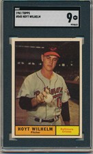 1961 Topps Baseball Hoyt Wilhelm (High Number Series) (HOF) (#545) SGC9 SGC