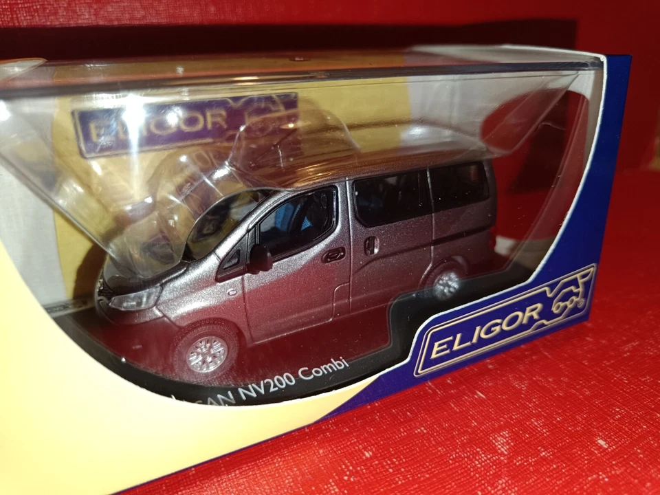 NISSAN NV200 COMBI 1/43 ELIGOR EN BOITE - Photo 2/3