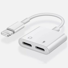 Fast 2 in 1 Jack headphone and charging adapter.