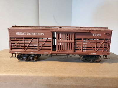 #ad Custom Unique HO Scale Stock Car Great Northern 5098 Couplers Metal Wheels READ $14.99