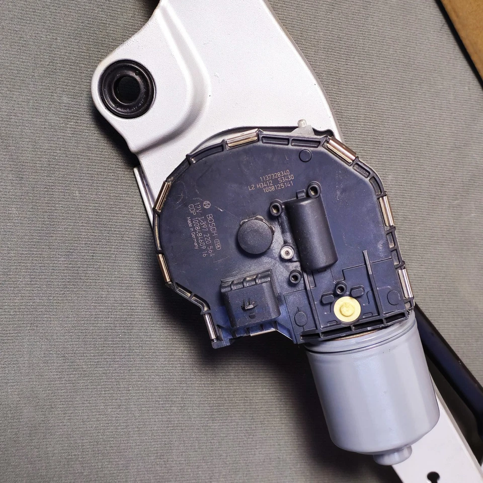 981003J000 Windshield Wiper Front Linkage&Motor For 2007-2012 Hyundai Veracruz Foto 2 de 4