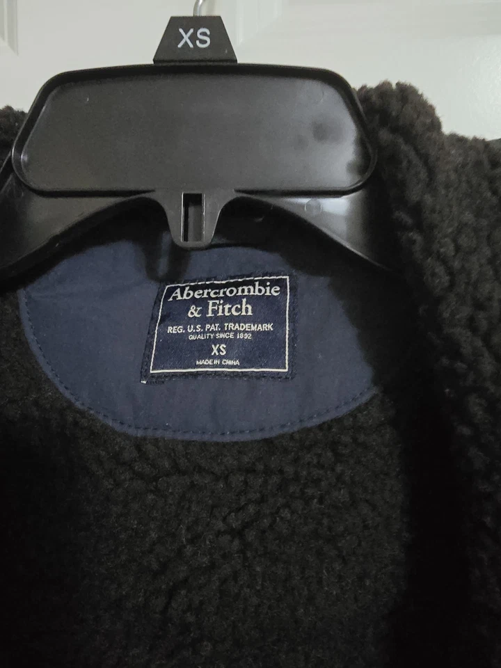 Parka para hombre Abercrombie & Fitch Foto 3 de 3