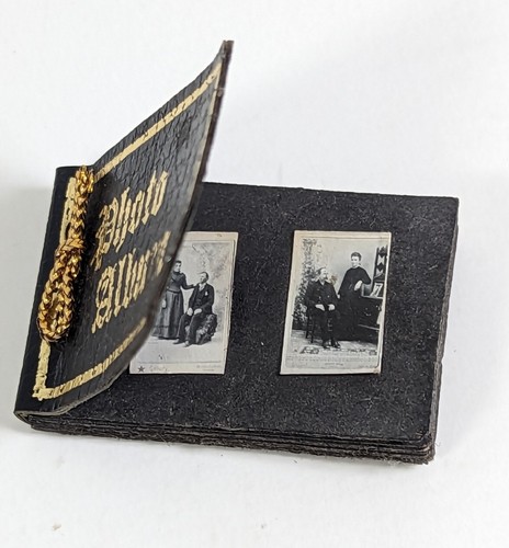 Mini Vintage Doll Photo Album & Wedding Album Dollhouse Diorama Miniature Decor - Bild 6 von 8