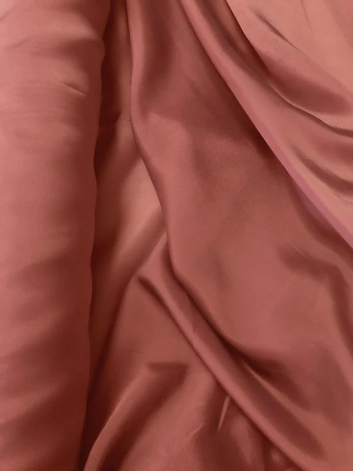 4.0 Yds- MULBERRY MAUVE CHIFFON Semi-Sheer Poly w/subtle Navy Iridescence Fabric - Image 3 of 3