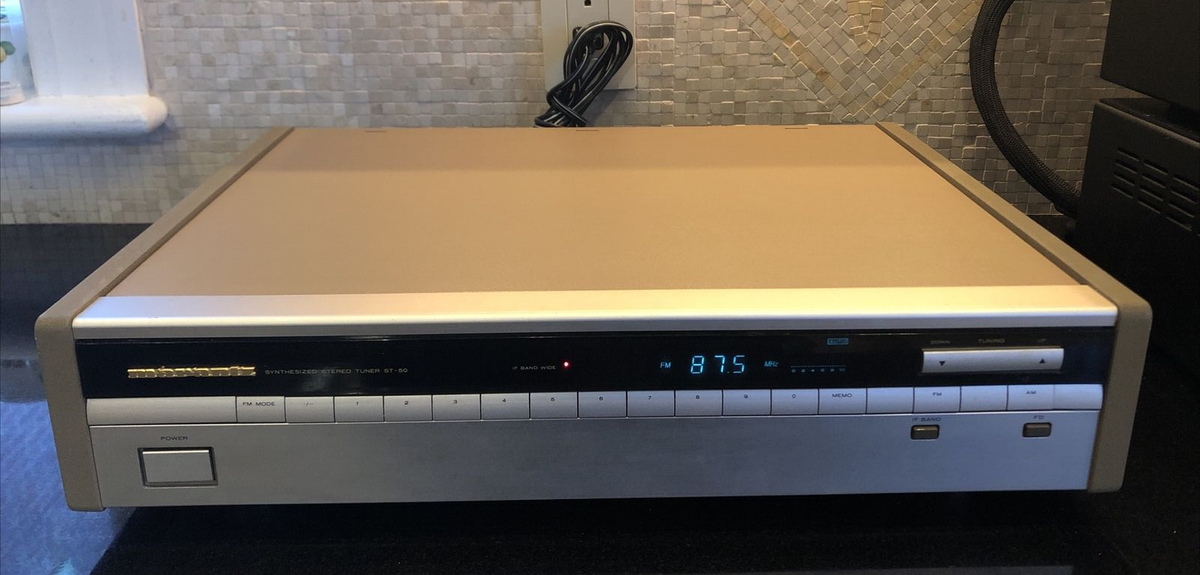 MARANTZ ST-50U SYNTHESIZED STEREO TUNER Perfect Working