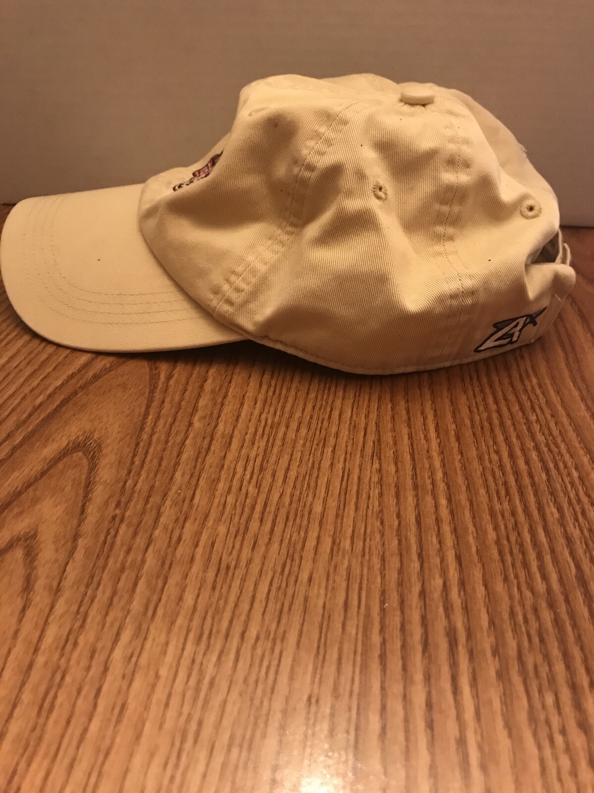 Picture 3 of 6