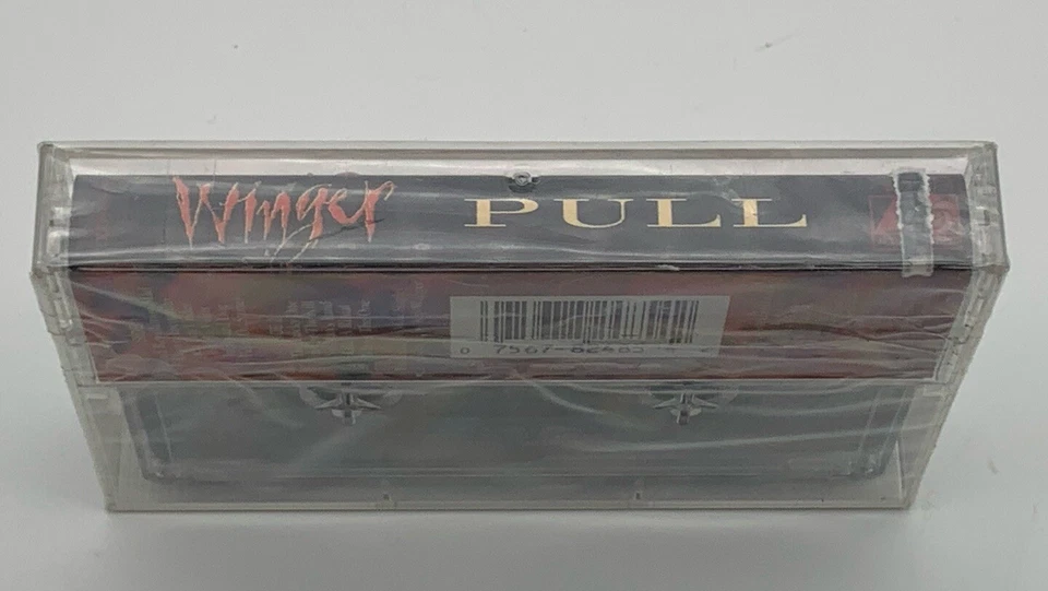 Winger Pull Cassette Tape 82485-4 Glam Metal Hard Rock 1993 Sealed Foto 3 de 4