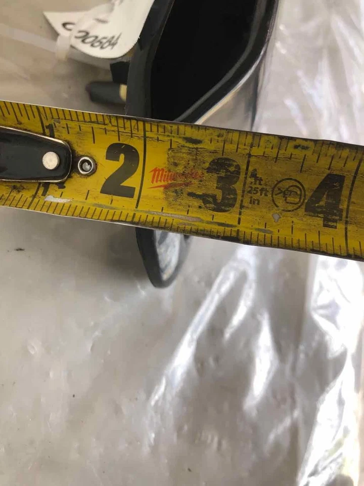 Chevrolet Tahoe 2000-2006 puerta levadiza trasera manija exterior moldeada y texturizada negra Foto 4 de 4