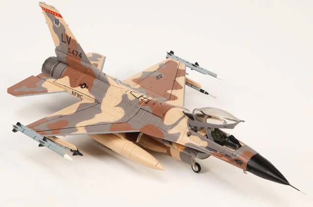 HA38055 Hobby Master F-16C Fighting Falcon 1/72 Model Yellow 74 / Rockslide - Image 2 of 2