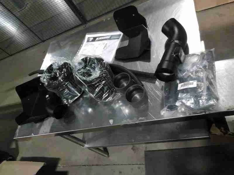 Sistema de admisión de aire frío K&N Blackhawk para Nissan 370Z e Infiniti G37 2009-2020 Foto 3 de 4