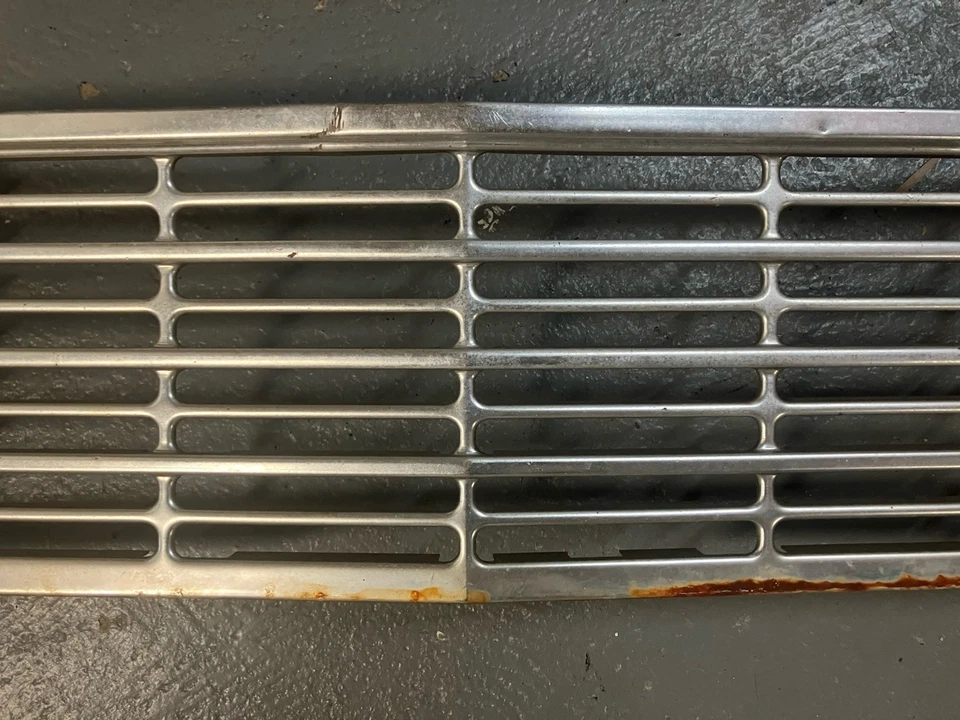 Grelha 64 Chevrolet Chevelle El Camino Malibu USADA - Imagem 3 de 4