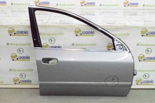 Porte avant et accessoires Peugeot 204