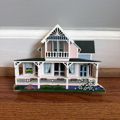 SHEILA'S COLLECTIBLE TRANQUILITY OAK BLUFFS MASSACHUSETTS (S3)