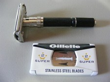 Vintage 1969 Gillette Super Adjustable Safety Razor 0-2 Short Black Handle