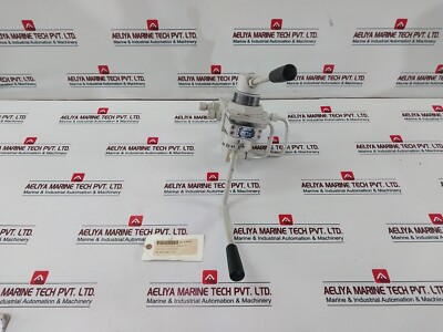 055211100901000 Oil Control Pilot Valve 1158-3E 265.10.53.001