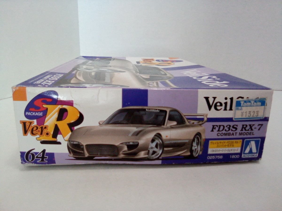 Aoshima Mazda VeilSide Combat Model FD3S RX-7 '91 Kit de maquette à l'échelle 1:24