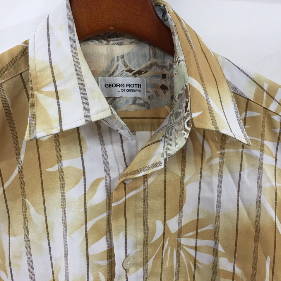 Georg Roth Men's S Green Leafy Print Cotton blend short sleeve shirt Hawaiian  - Image 3 of 4