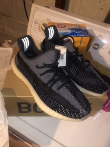 yeezy carbon stock