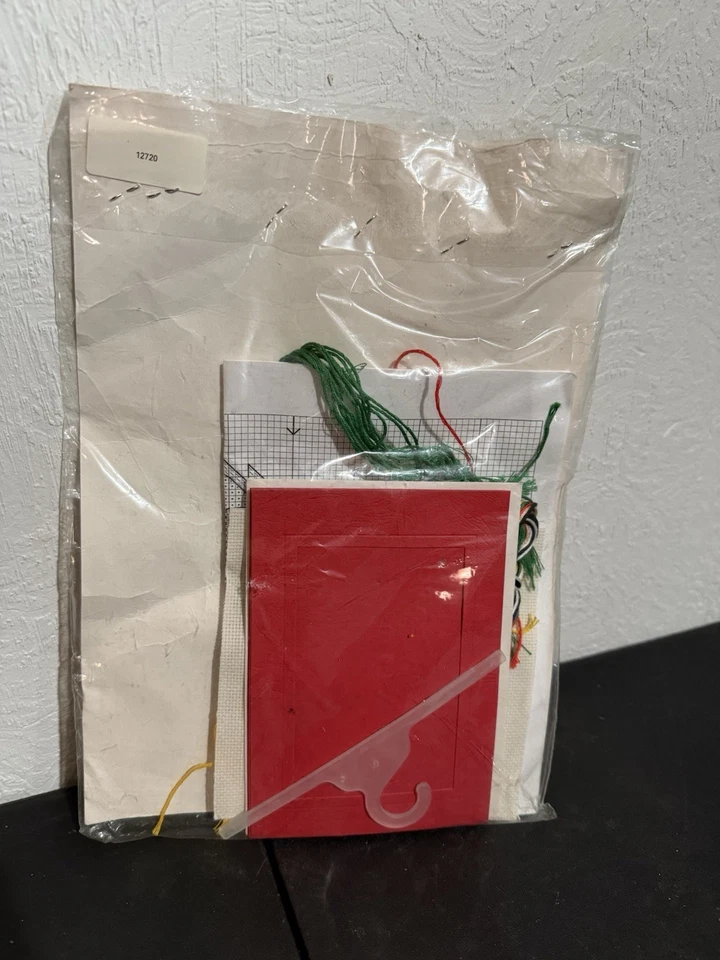 Disney Catalog Counted Cross-Stitch Kit “Pooh And Mickeys Christmas Notecards” - Image 2 of 2