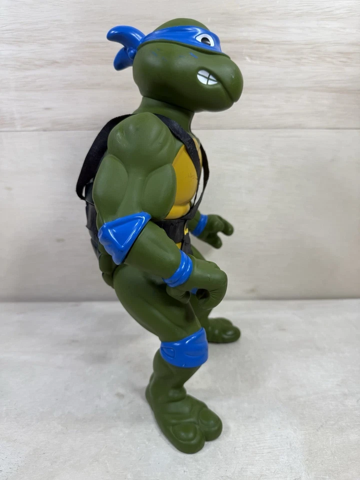 Juguetes Leonardo TMNT 13" Giant Mutant Ninja Turtle Mirage Studios Playmate 1989 Foto 4 de 4