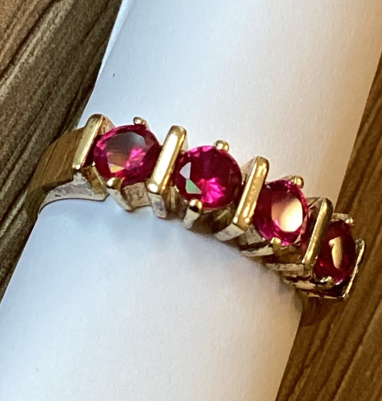 Ladies Ring Sterling Silver Amathyst  with Four Raspberry/Red Stones. Size 8