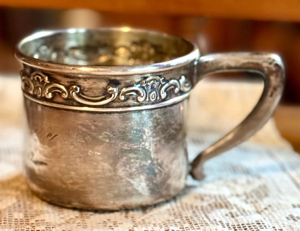 VINTAGE GORHAM STERLING SILVER STRASBOURG PATTERN BABY CUP, 74 GRAMS. EUC - Image 4 of 4