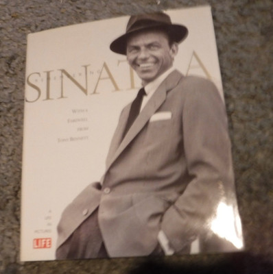 Remembering Sinatra : A Life in Pictures by Time-Life Books Editors (1999 BOOK