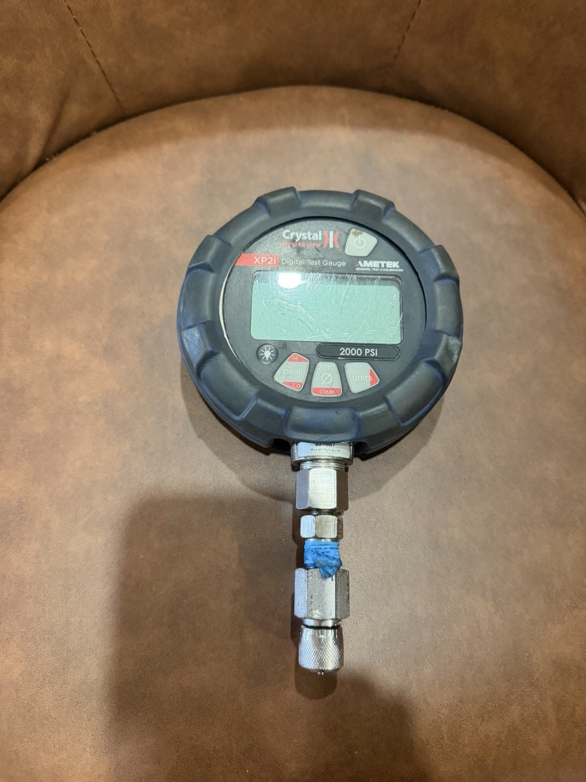 Used Ametek Crystal XP2i digital pressure gauge 2000psi Works Great