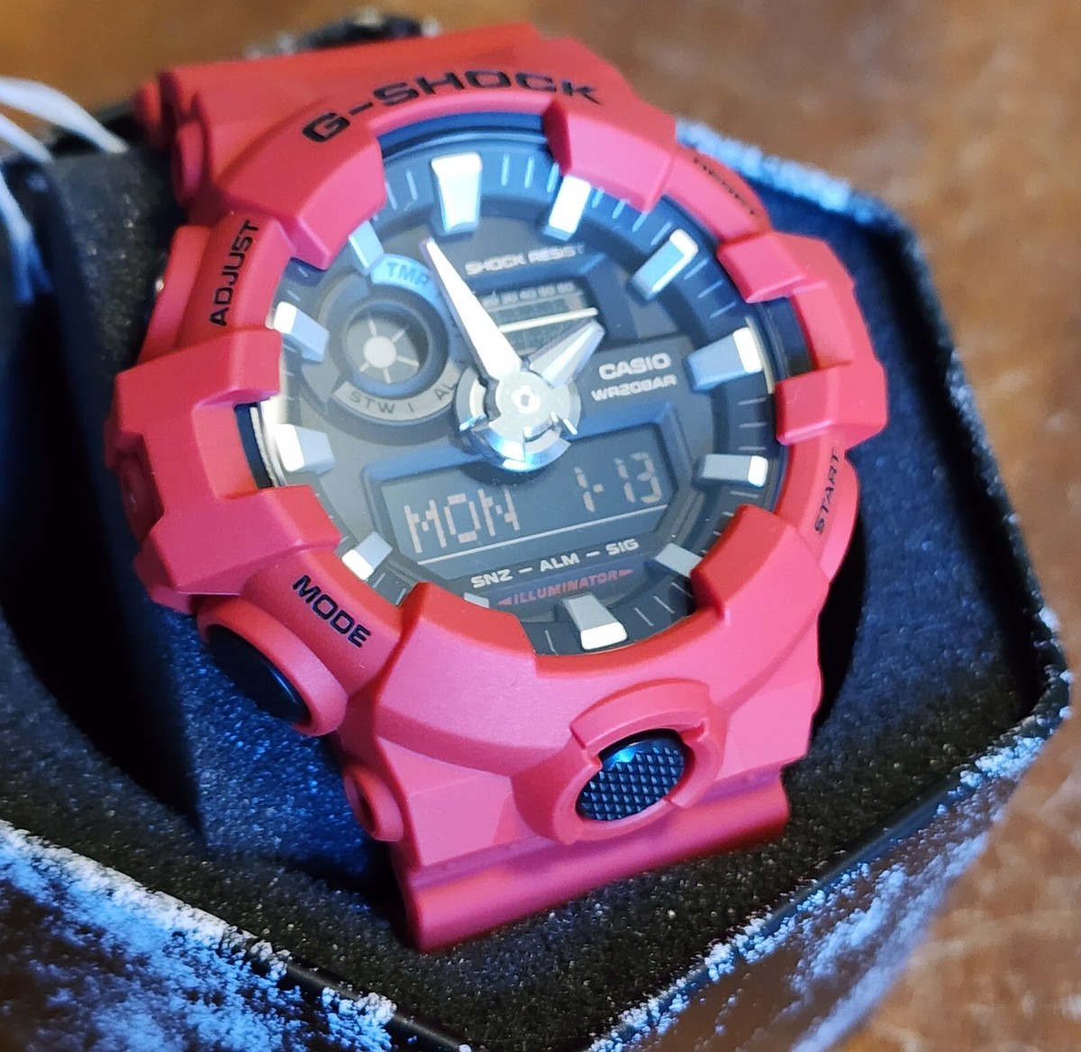 Casio G-Shock GA700-4A Red Wristwatch for Men with Black Dial NEW 
