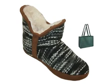 Dearfoams Womens' Chunky Fun Knit Bootie Slipper & Gift Bag (Small, Black) NWT