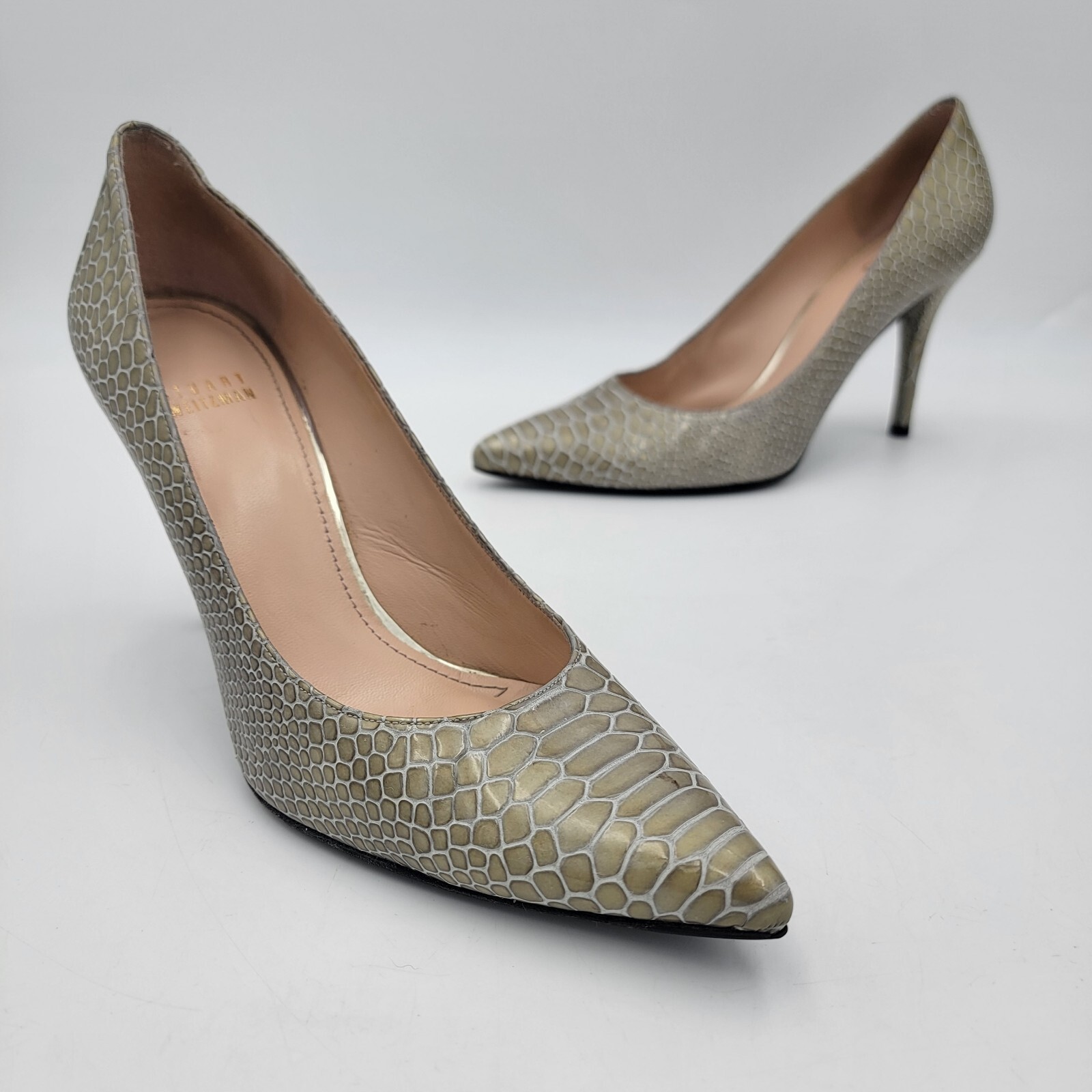Stuart Weitzman Fever Pumps 8.5 Python Embossed P… - image 1