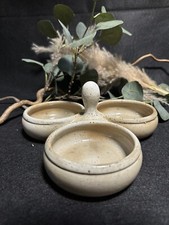 Ancien serviteur en grès