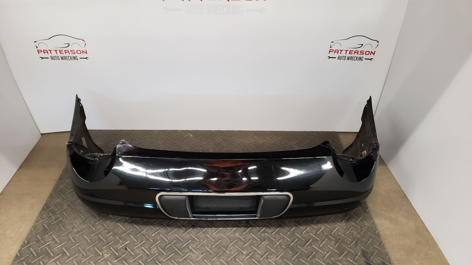 0205 FORD THUNDERBIRD REAR BUMPER COVER BLACK PAINT CODE UA eBay
