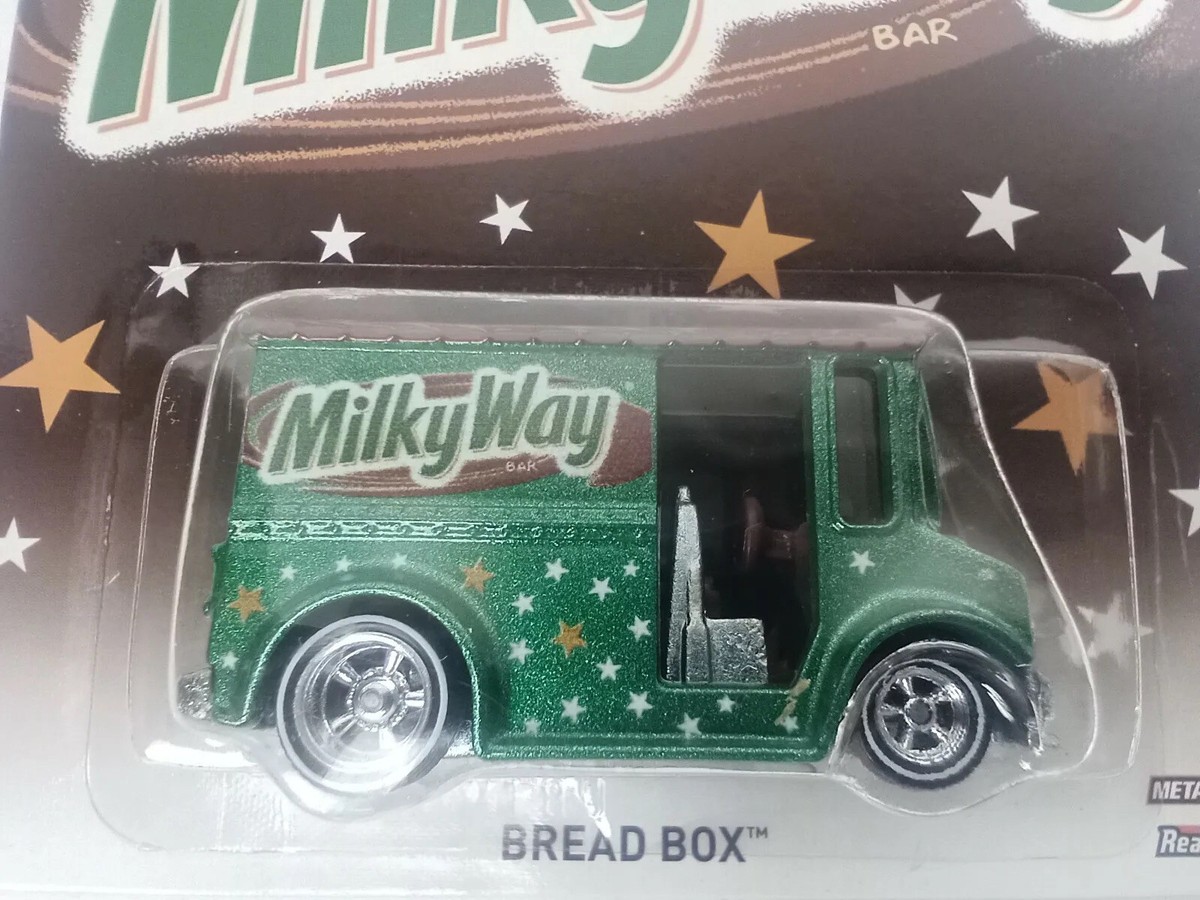 2014 Hot Wheels Milky Way Bread Box Pop Culture Real Riders Green