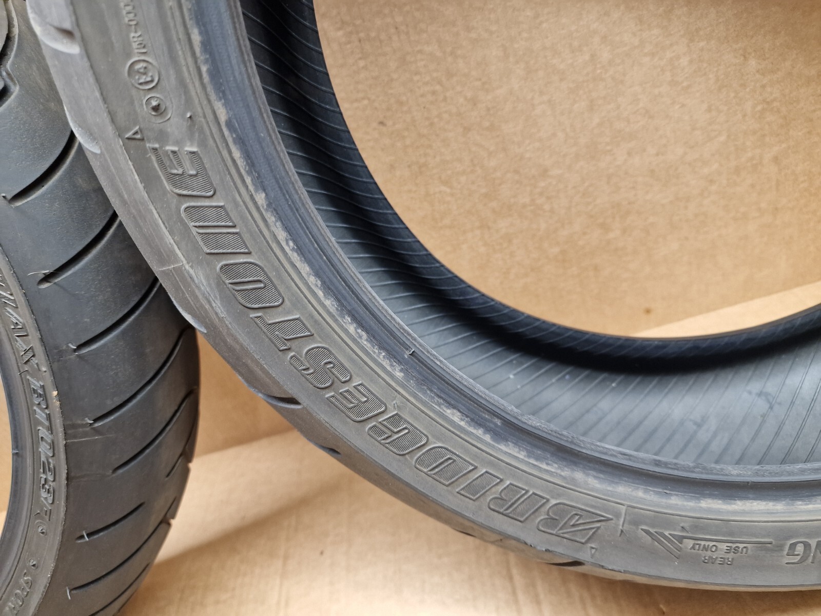 Bridgestone Battlax BT023 Sport touring 180/55/17 & 120/70/17